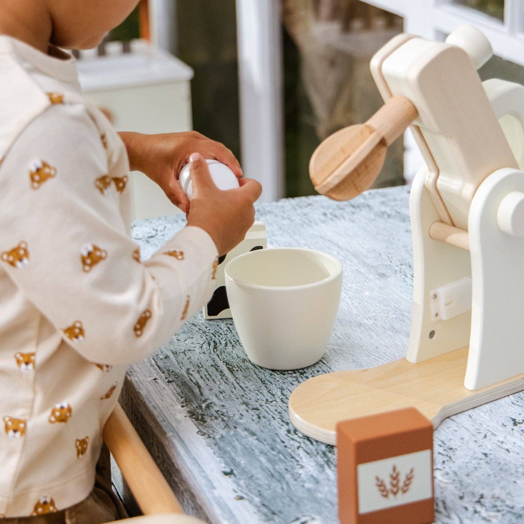 Wooden Stand Mixer Playset | Realistic mixer with milk carton, flour and egg